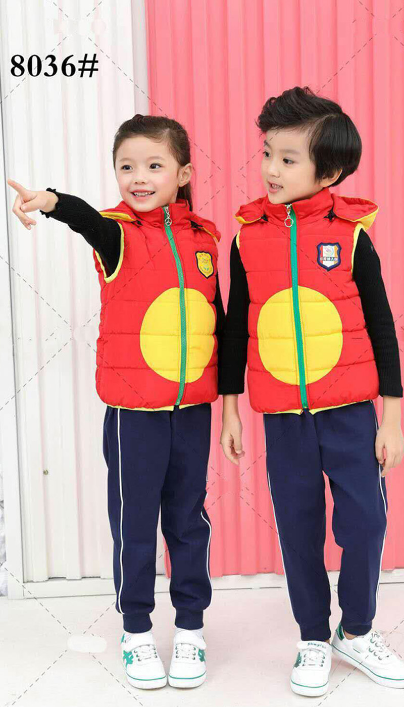 幼兒園園服書包批發(fā)定制
