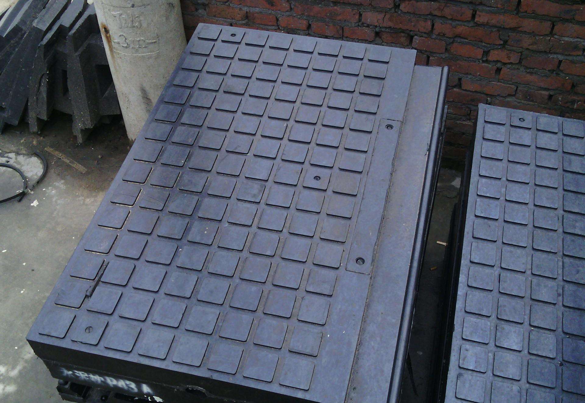 鐵路道口橡膠鋪面板，浙江鐵路道口橡膠鋪面板生產(chǎn)廠家，浙江鐵路道口橡膠鋪面板批發(fā)價