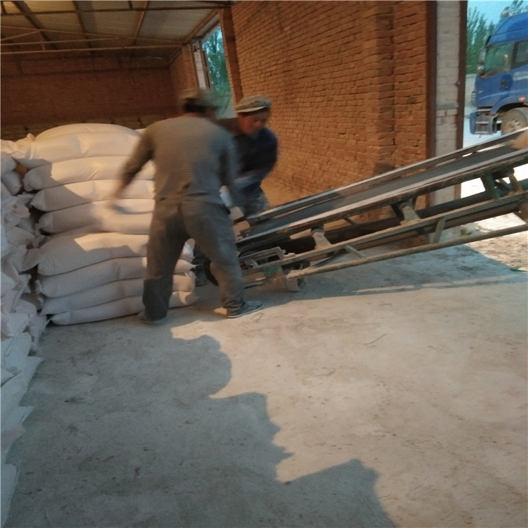 鈣級(jí)膨潤(rùn)土   黃色膨潤(rùn)土   黃色膨潤(rùn)土生產(chǎn)基地  河北膨潤(rùn)土基地廠家