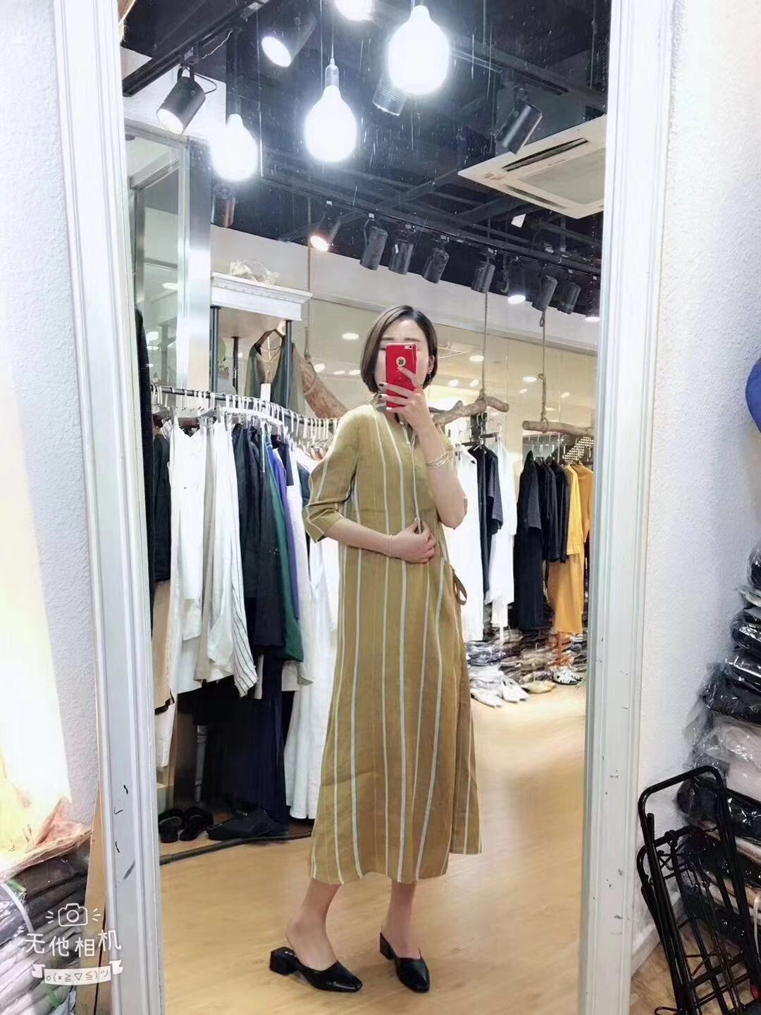 原創(chuàng)春夏女裝|品牌專柜女裝尾貨|庫存折扣女裝批發(fā)