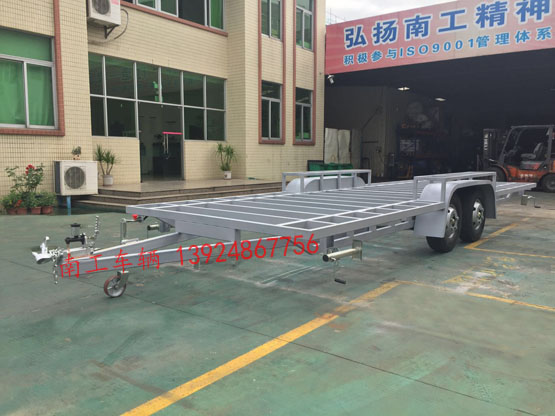 3噸護(hù)欄型平板拖車全掛式