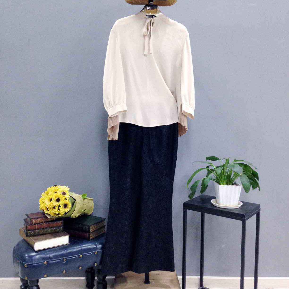 廣州白馬品牌女裝折扣加盟店