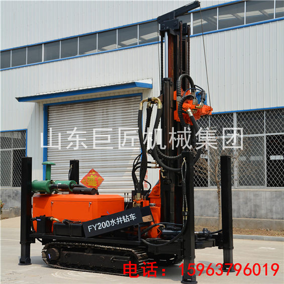 山東巨匠履帶式氣動(dòng)水井鉆機(jī)FY200打水井機(jī)器速度快