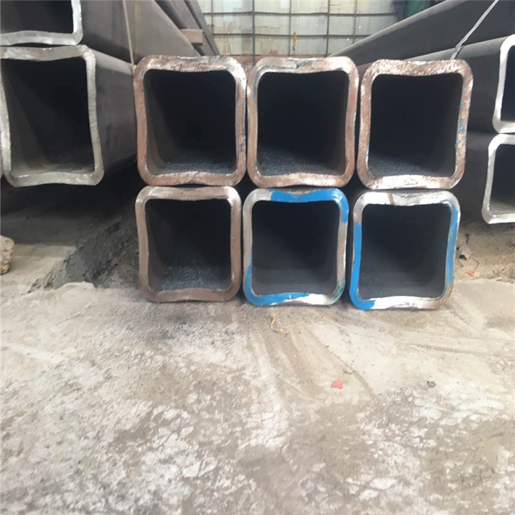 16mn圓改方鋼管 16mn無縫方管定做  無縫方管現(xiàn)貨 16mn方管廠家 16mn圓改方鋼管