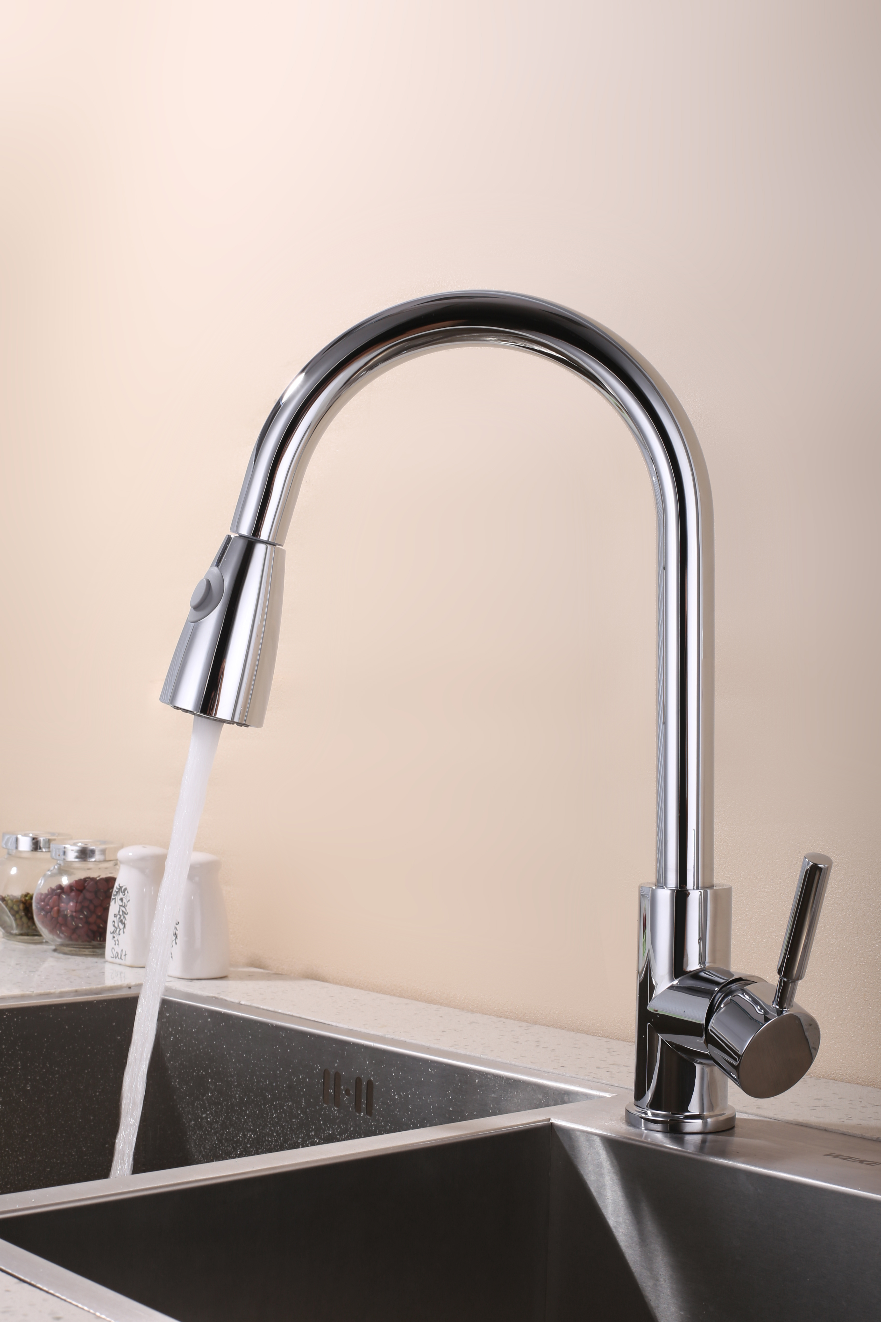 冷熱廚房抽拉水龍頭