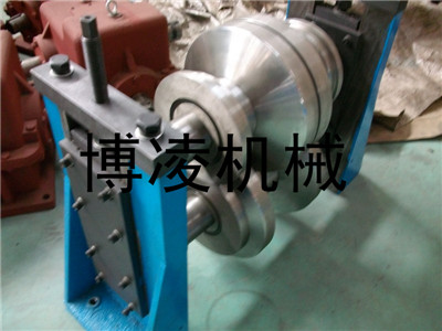 博凌重型倉(cāng)儲(chǔ)貨架自動(dòng)成型設(shè)備