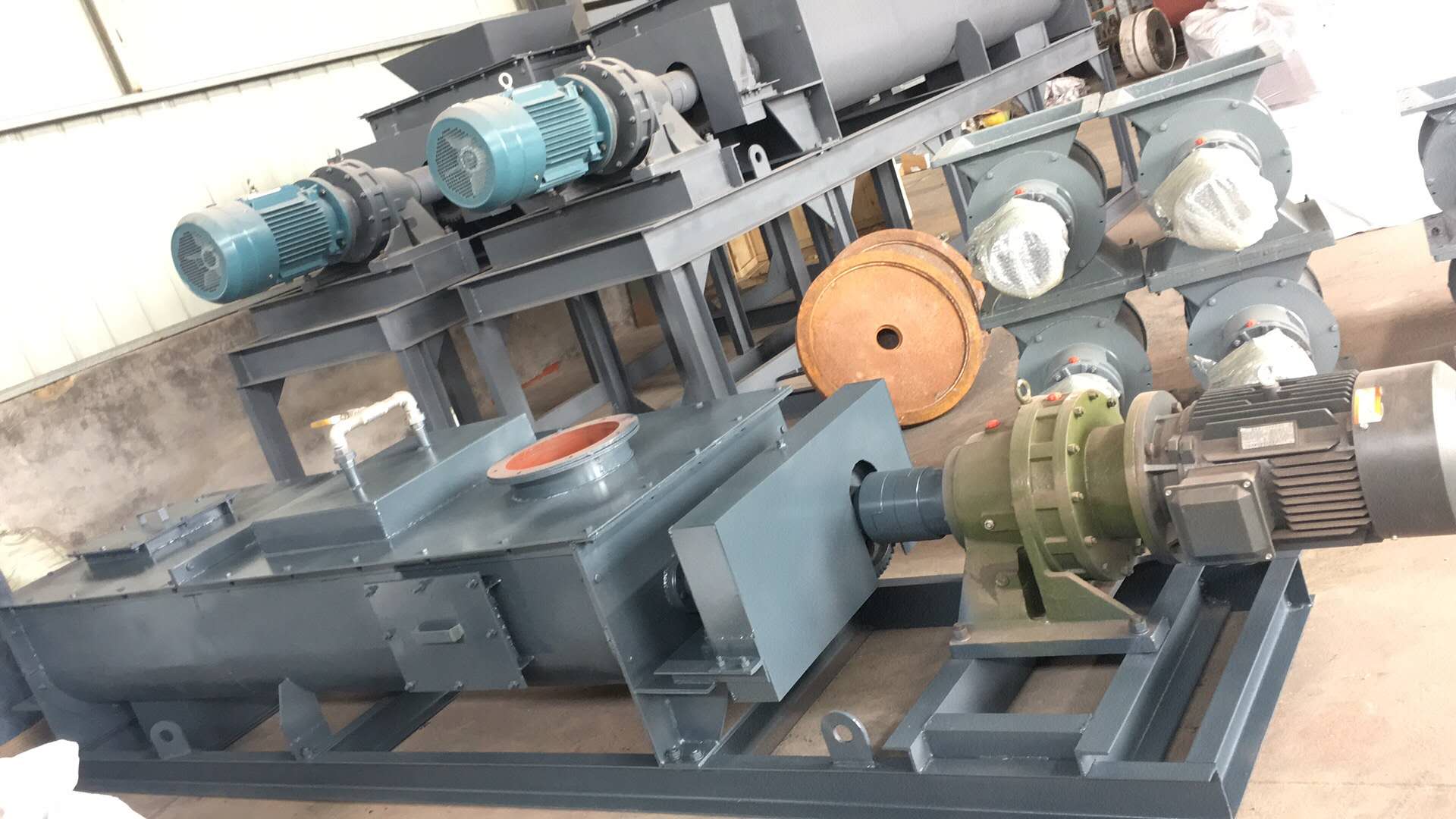 粉塵加濕機(jī)工作原理及使用介紹