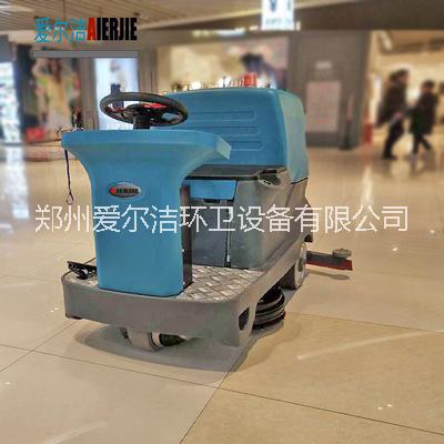 河南駕駛式洗地機(jī) 車間物業(yè)商場(chǎng)用拖地車 電瓶式