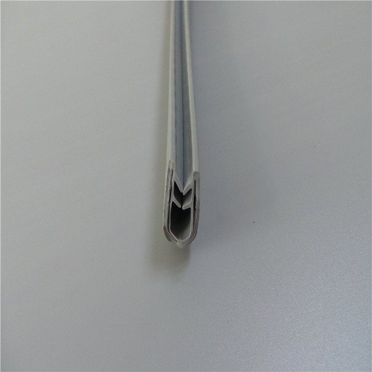 供應(yīng)U型骨架地板裝飾塑膠包邊條