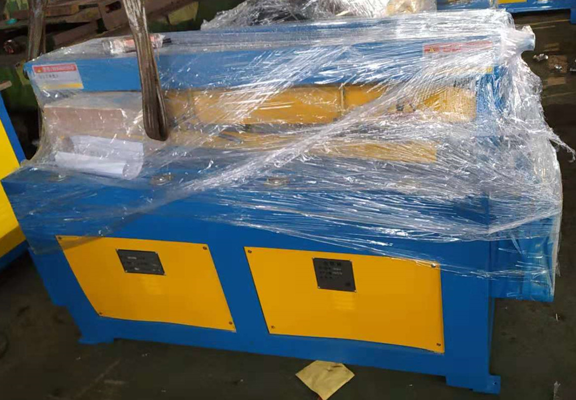 Q11-3*1600電動(dòng)剪板廠(chǎng)家直銷(xiāo)   機(jī)械剪板機(jī)技術(shù)參數(shù)