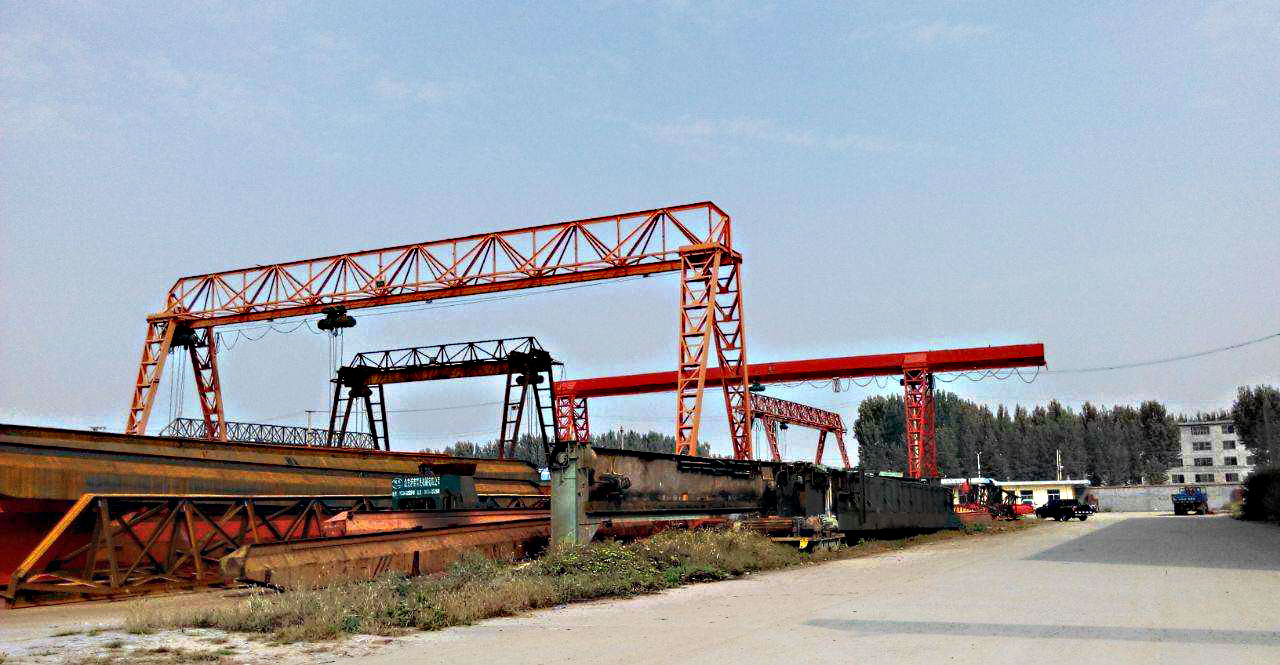 專業(yè)回收行車 龍門吊 起重機拆除