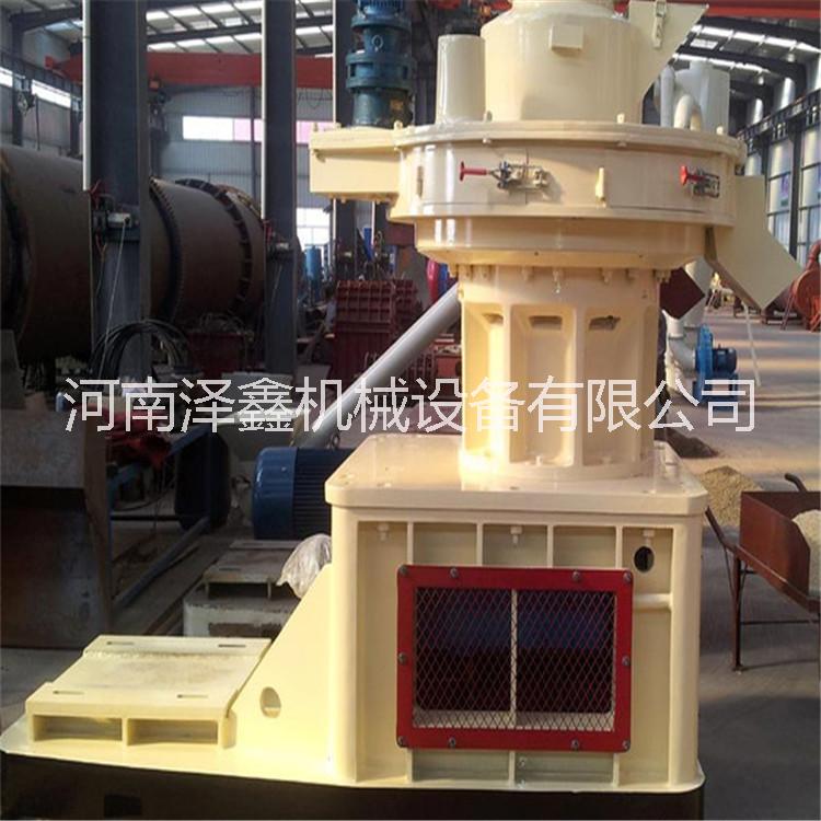 生物質(zhì)顆粒機(jī) 秸稈顆粒機(jī) 家用小型顆粒飼料機(jī) 燃料顆粒機(jī)