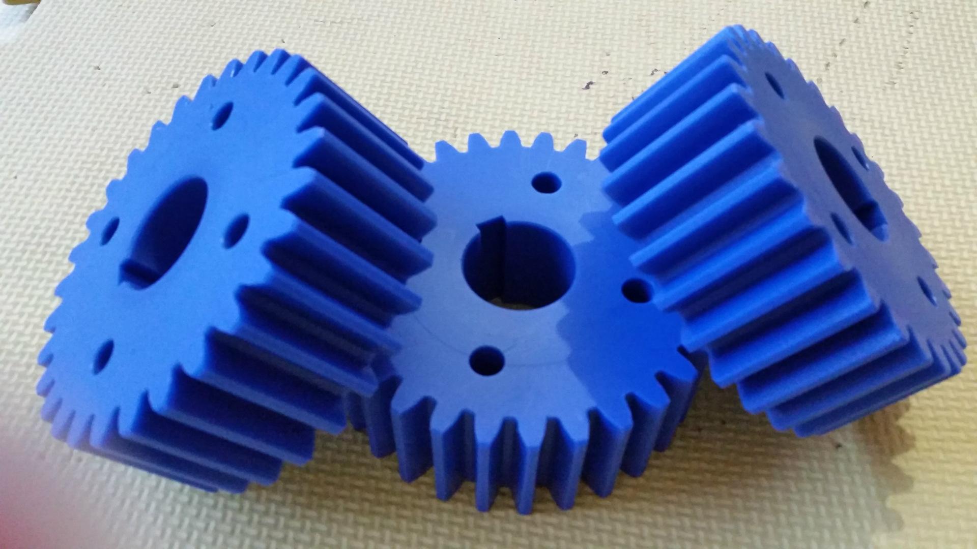 供應(yīng)恒泰橡塑碼頭防沖板