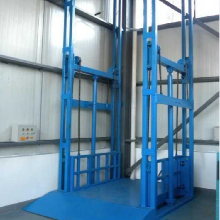 外跨式傳菜梯 山東濟(jì)寧定制 載重100——500kg傳菜梯 外跨式傳菜梯