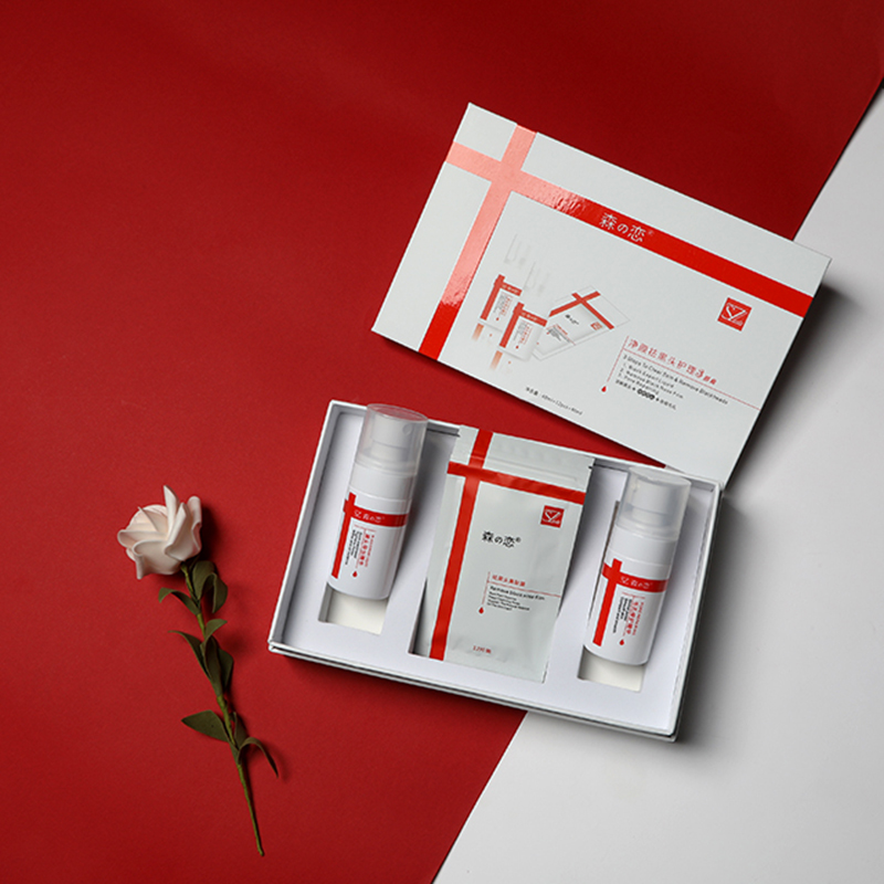 森之戀凈顏祛黑頭護(hù)理3部曲