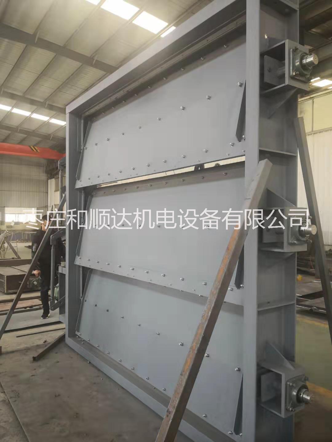 中央回風(fēng)立井    測(cè)試風(fēng)門(mén) 中央回風(fēng)立井     測(cè)試風(fēng)門(mén)