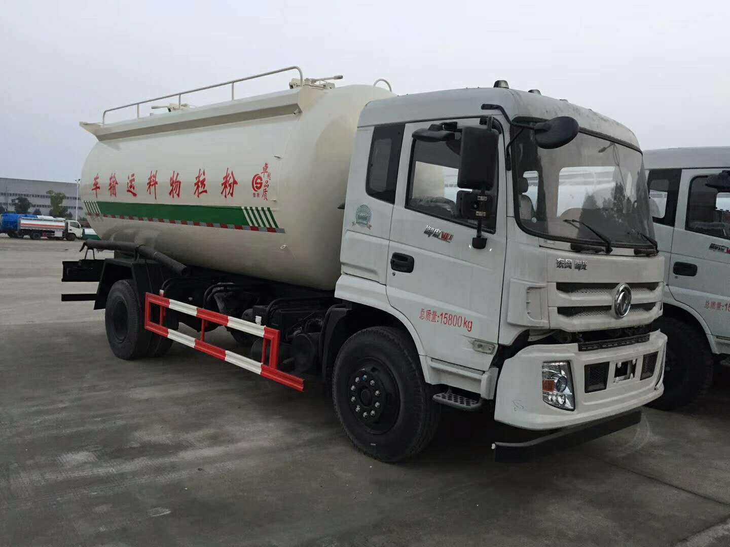 東風(fēng)單橋20噸散裝水泥車，小型散裝水泥罐車廠價直銷