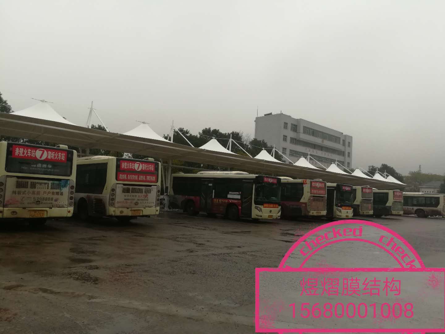 四川收費(fèi)處過道膜結(jié)構(gòu) 膜結(jié)構(gòu)車棚 成都煜熠建筑歡迎廣大用戶來電咨詢 膜結(jié)構(gòu)棚 公園過道膜結(jié)構(gòu) 膜結(jié)構(gòu)雨棚廠家
