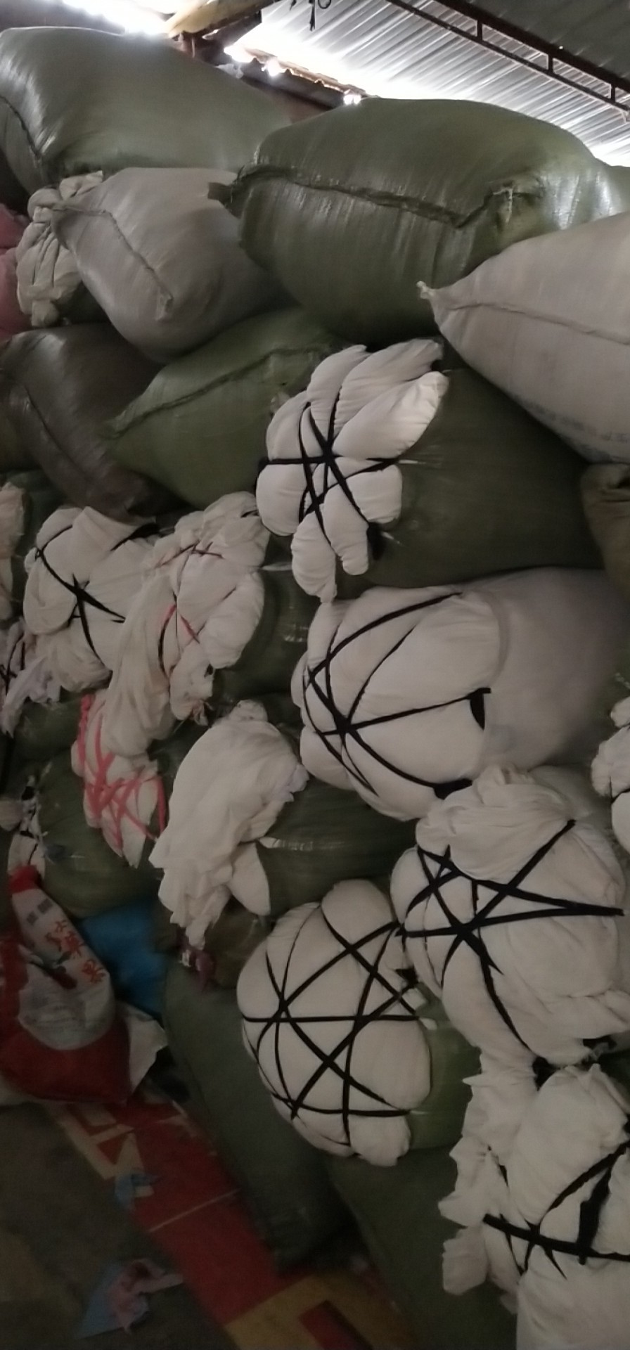 出售回收白色布碎廠家電話 歡迎來電洽談15917228202