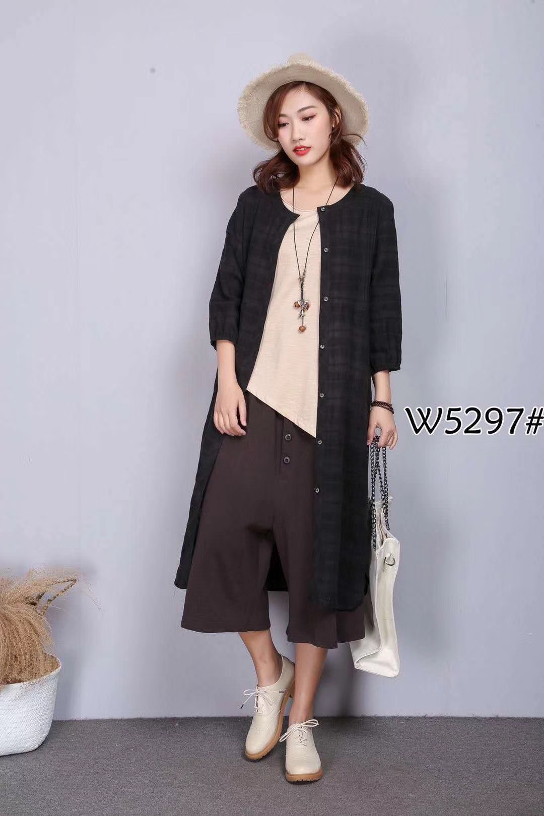 便宜女裝尾貨批發(fā) 北京便宜女裝尾貨批發(fā) 品牌女裝批發(fā)