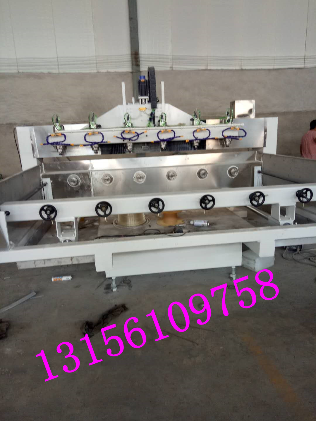 供應綏化大型木工雕刻機多少錢一臺