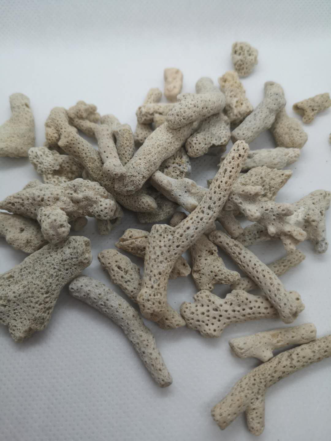園林珊瑚砂生產(chǎn)，園林珊瑚砂廠家，園林珊瑚砂批發(fā)