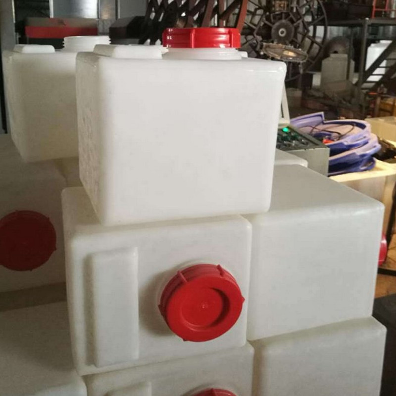 江蘇各類形狀加藥箱價(jià)格 方形加藥箱哪家好 南通市圓形加藥箱行情 專業(yè)加藥箱供應(yīng) 40L加藥箱