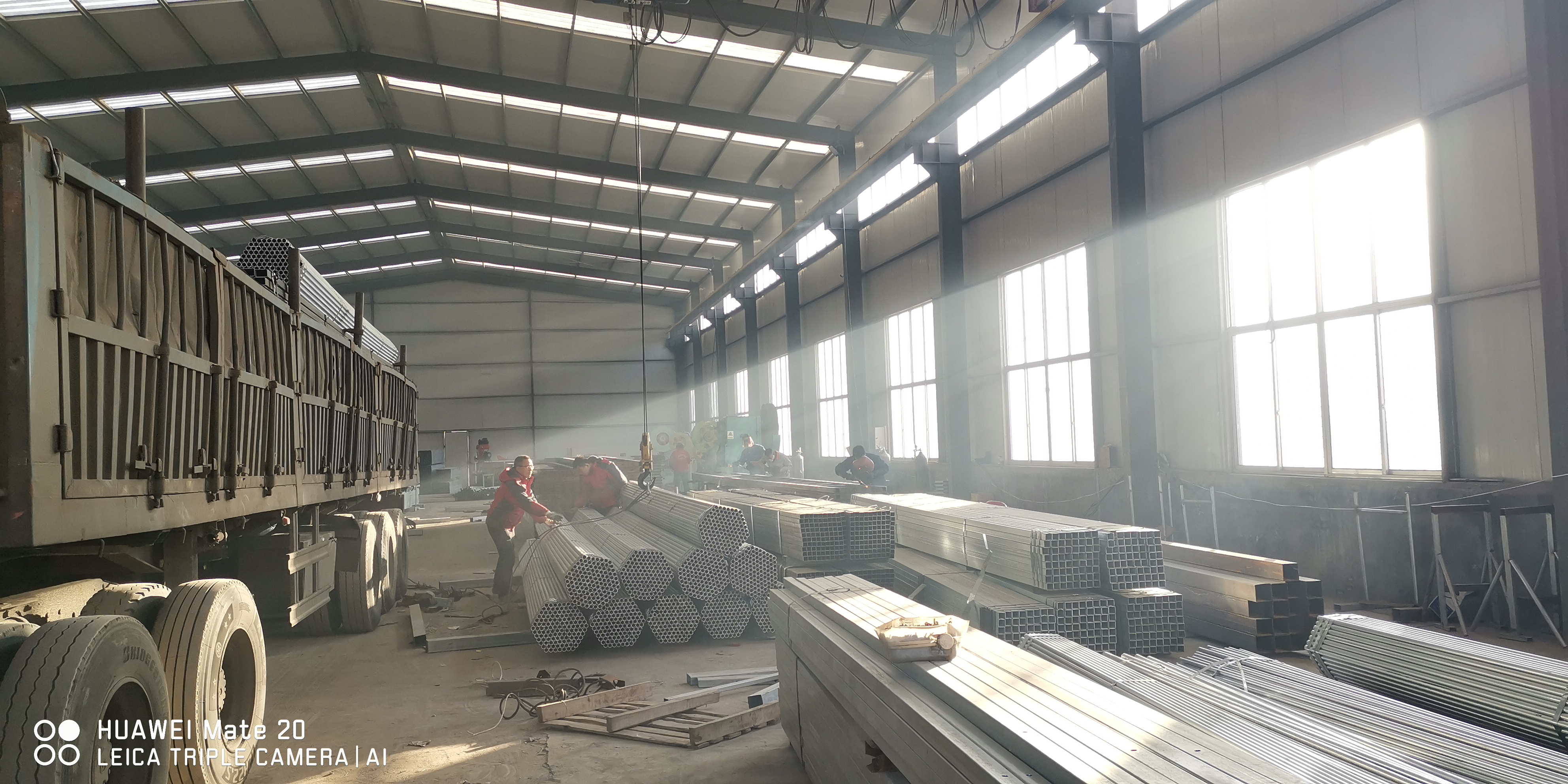 山東鋼結(jié)構廠房工程  廠房批發(fā)報價 鋼結(jié)構廠房工程公司 廠房工程施工 鋼結(jié)構廠房廠家