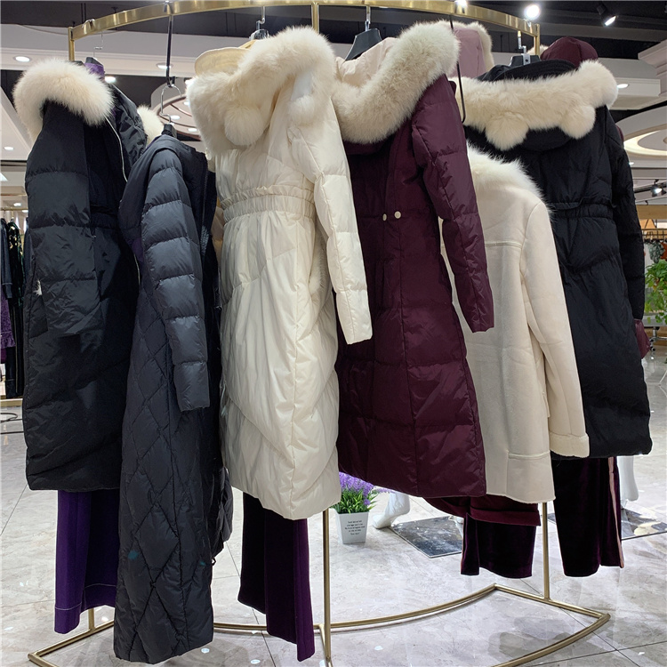 杭州*女裝品牌羽沙國(guó)際19冬時(shí)裝折扣尾貨走份P發(fā)