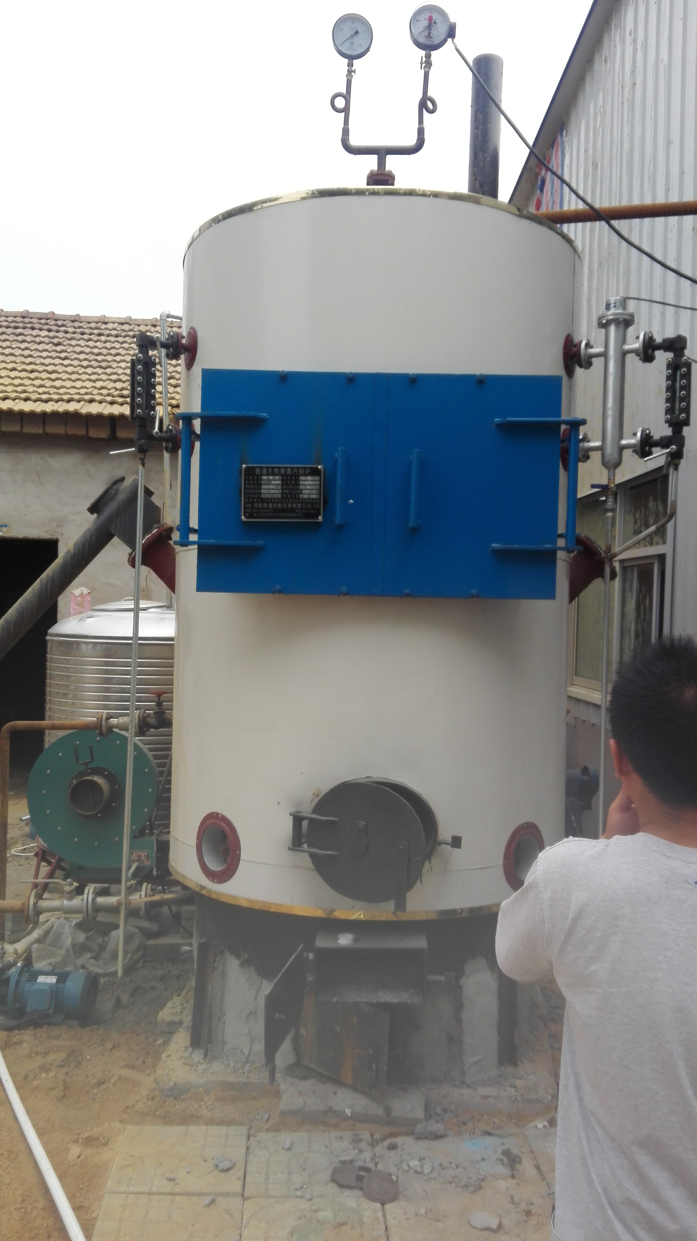 慶陽(yáng)環(huán)保生物質(zhì)化工蒸汽鍋爐1.5噸蒸汽鍋爐