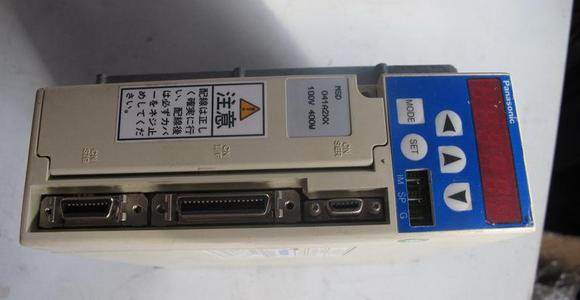 Panasonic驅(qū)動器MSD041A1X維修技術(shù)中心  Pana驅(qū)動器MSD041A1X