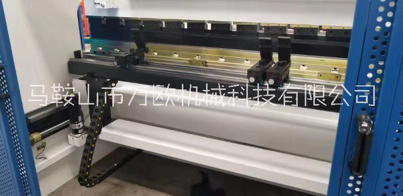 大連折彎機廠家 哪里有  價格