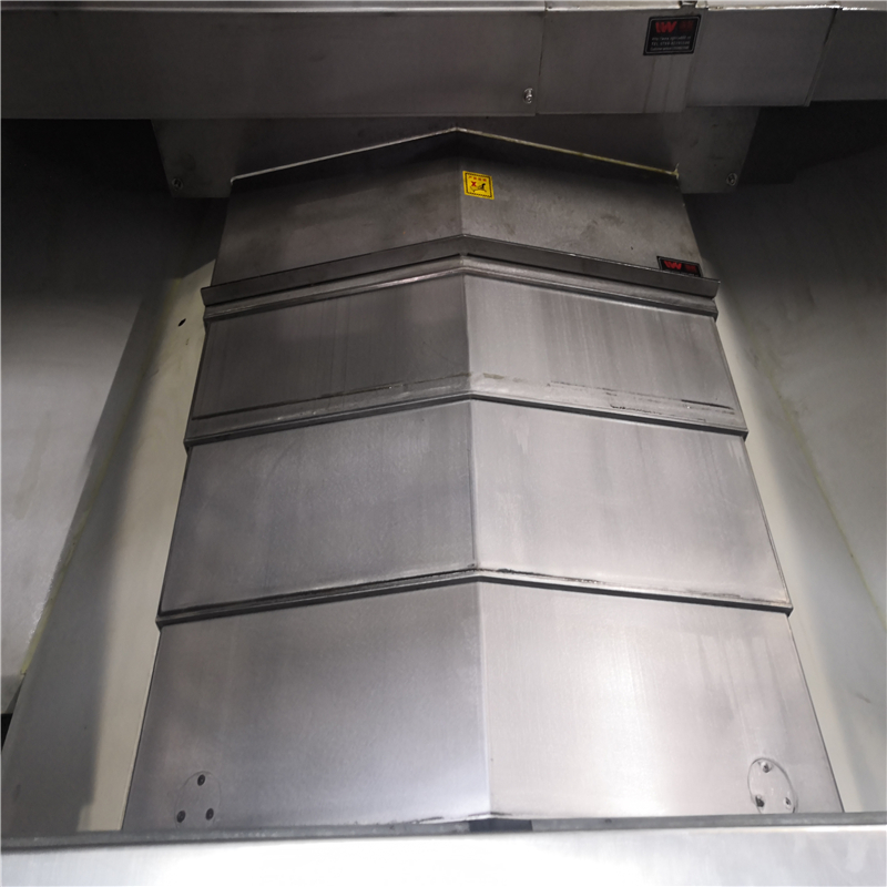 山崎馬扎克VCN-530C立式加工中心鋼板防護罩滄州飛盛順生產(chǎn)