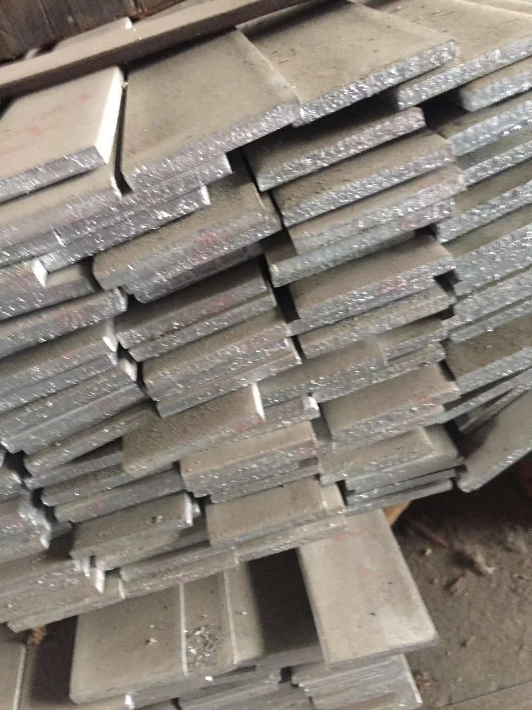 扁鋼廠家 優(yōu)質(zhì)廠家供應(yīng)扁鋼 規(guī)格多樣縱剪扁鋼  扁鋼規(guī)格齊全鋼材資源