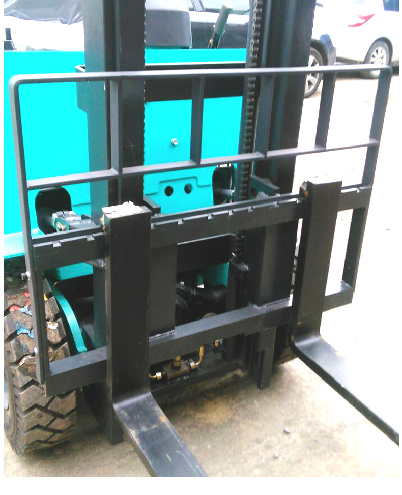 廠家直銷  電動叉車 1.5t電動四輪座駕