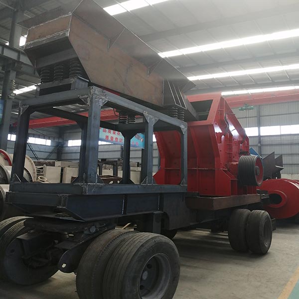 移動(dòng)反擊破是很有發(fā)展前途的破碎設(shè)備