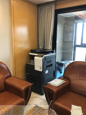 墓碑照片如何制作    高溫瓷像打印機(jī)    墓碑瓷像打印機(jī)