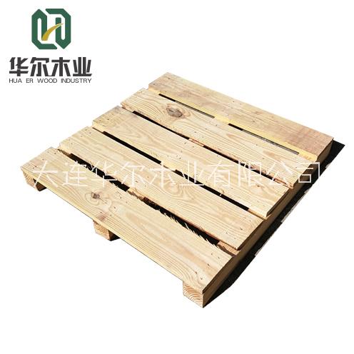 大連木托盤廠家現(xiàn)貨批發(fā)1100*1100mm熏蒸木托盤