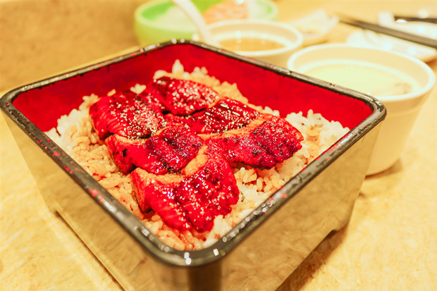 日式料理加盟品牌哪家好_乾草和牛日料店有多少家_品創(chuàng)餐飲