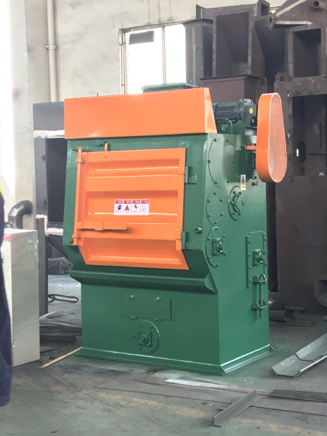 神農(nóng)架威騰衣柜床板木紋自動噴砂機(jī)