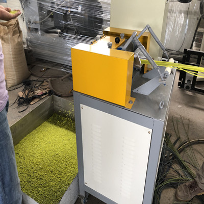 pe單階雙階造粒機設(shè)備生產(chǎn)線