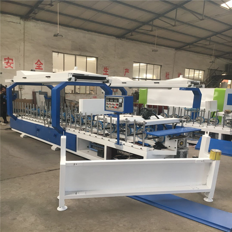 冷膠包覆機(jī)廠家 利森鴻包覆機(jī)值得信賴