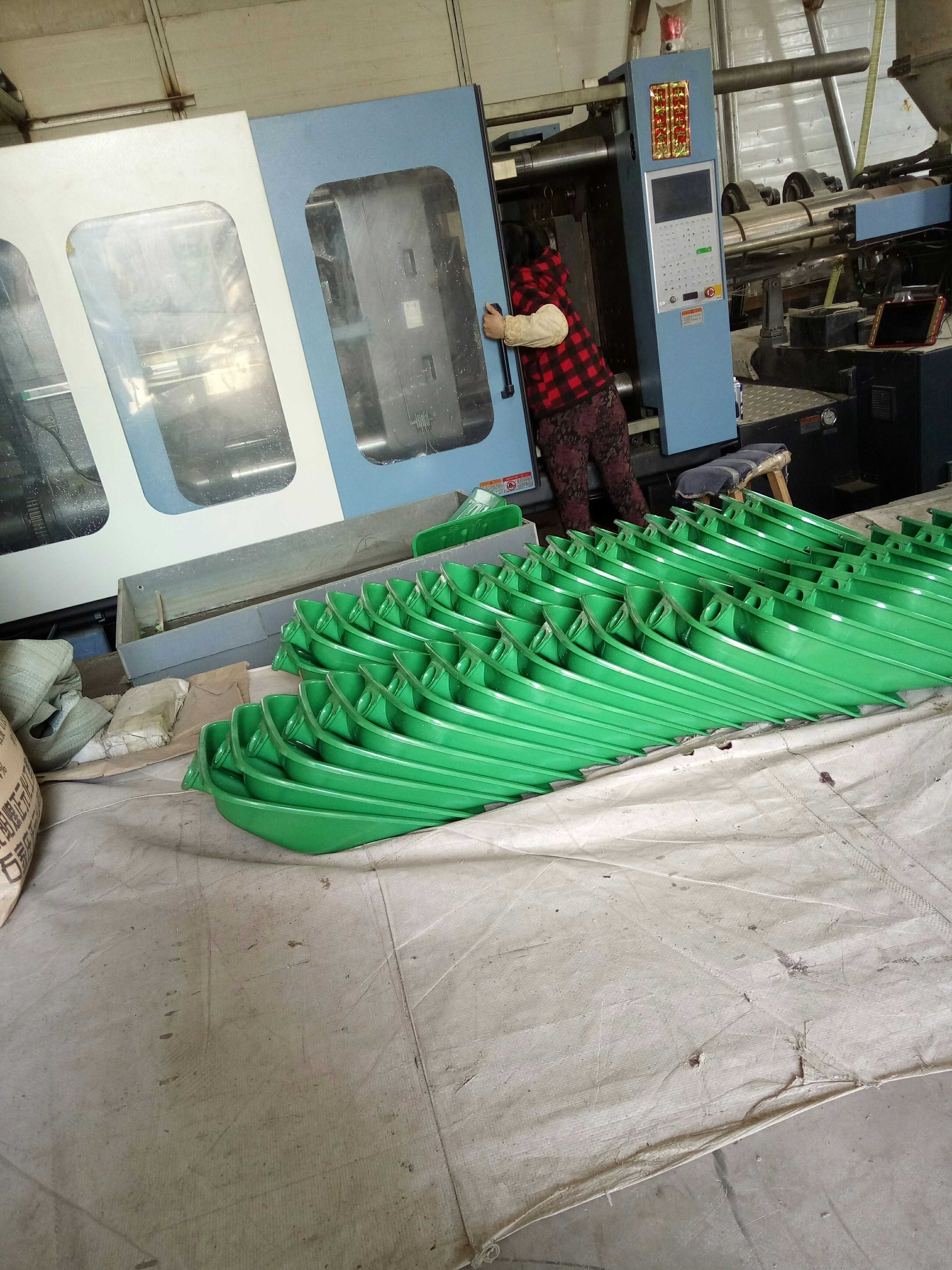 廠家直銷 除雪鍬。塑料鍬，推雪鏟。防爆鍬，除糧鏟