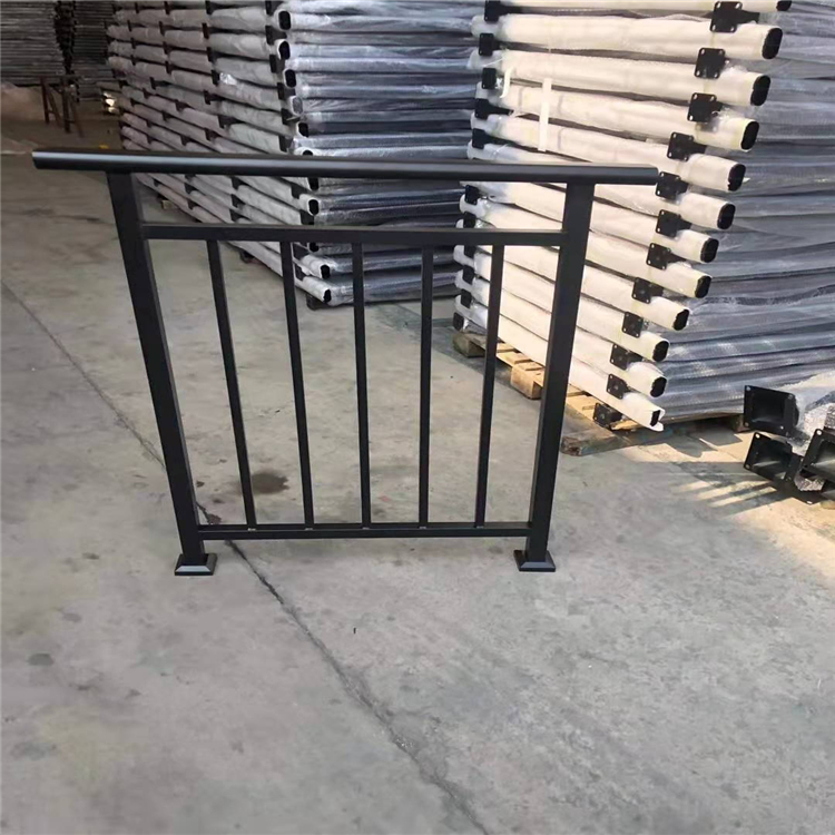定制鋅鋼噴塑陽臺護(hù)欄 佛山鋅鋼陽臺護(hù)欄廠家定制