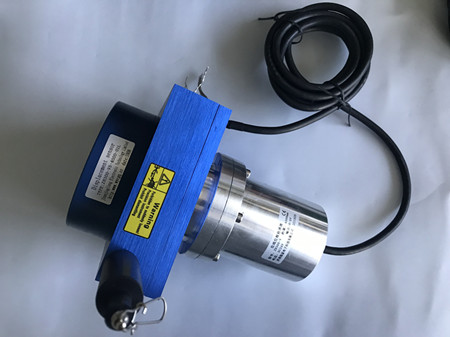 拉繩位移傳感器在安裝時應(yīng)該注意哪些事項？