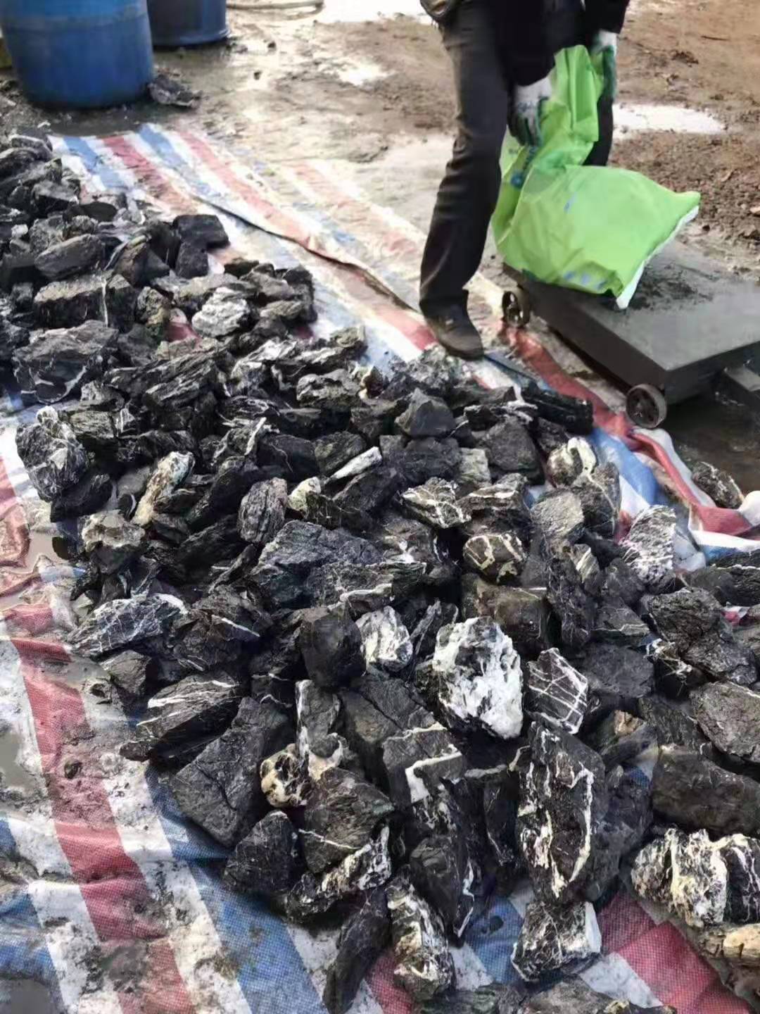 園林水族造景石價(jià)格、廠家、直銷價(jià)格、供應(yīng)商報(bào)價(jià)【廣州及石雨園林水族用品有限公司】