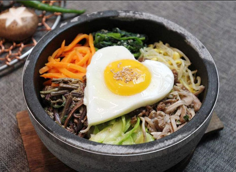 石鍋拌飯牛肉三絲石鍋飯長(zhǎng)沙特色快餐培訓(xùn)班一對(duì)一指導(dǎo)