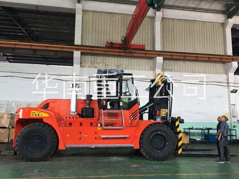 加強(qiáng)型25噸叉車重量|采購搬運(yùn)出租型25噸叉車價(jià)格
