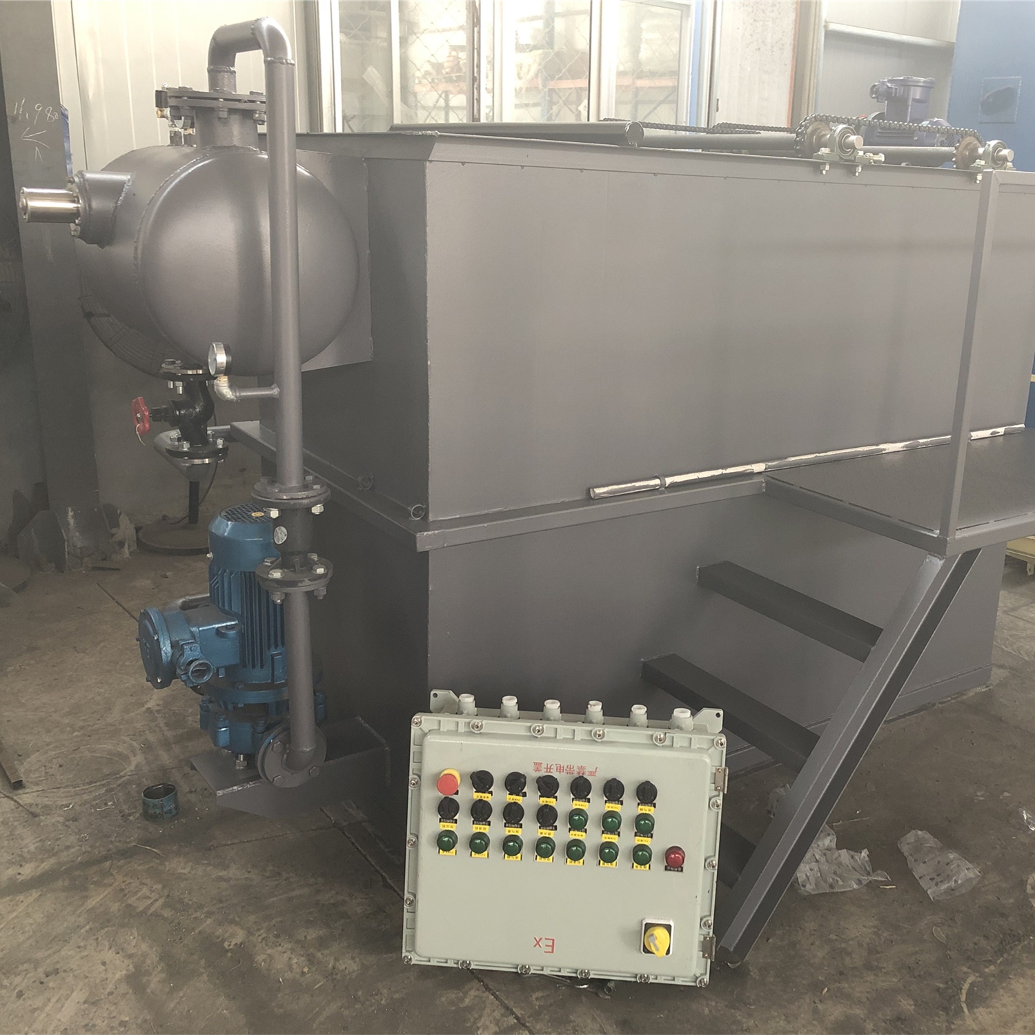 溶氣式氣浮機(jī)溶氣泵氣浮設(shè)備