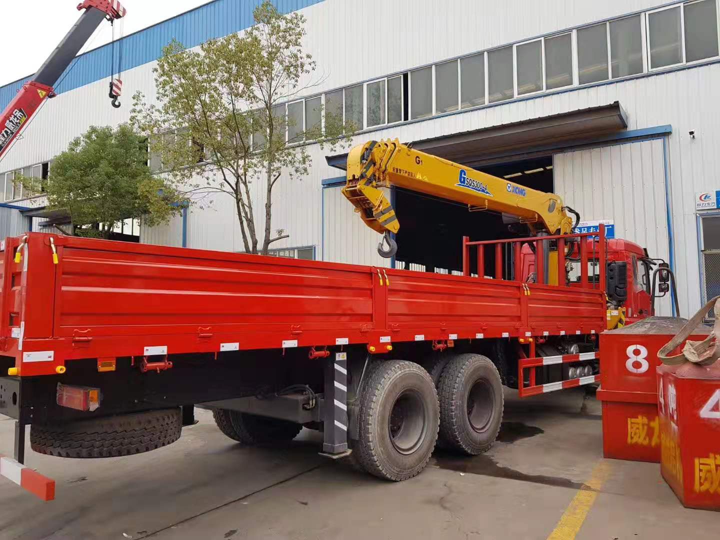 *后八隨車吊16噸價格